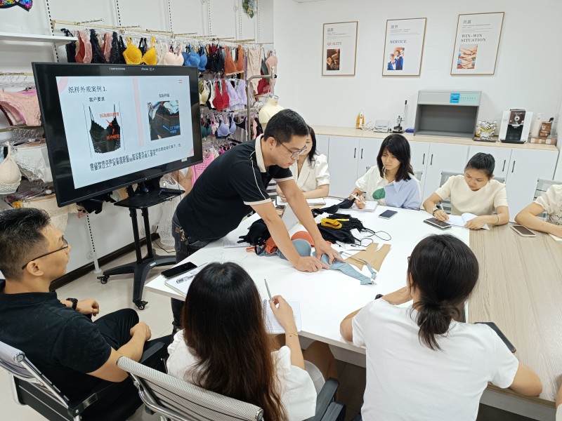 A very meaningful and fruitful Underwear “Design and fitting Sharing meeting” was successfully held in K-LOYAL Lingerie factory