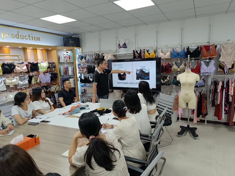 A very meaningful and fruitful Underwear “Design and fitting Sharing meeting” was successfully held in K-LOYAL Lingerie factory